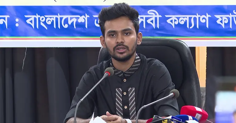ক্রীড়া উপদেষ্টা আসিফ মাহমুদ